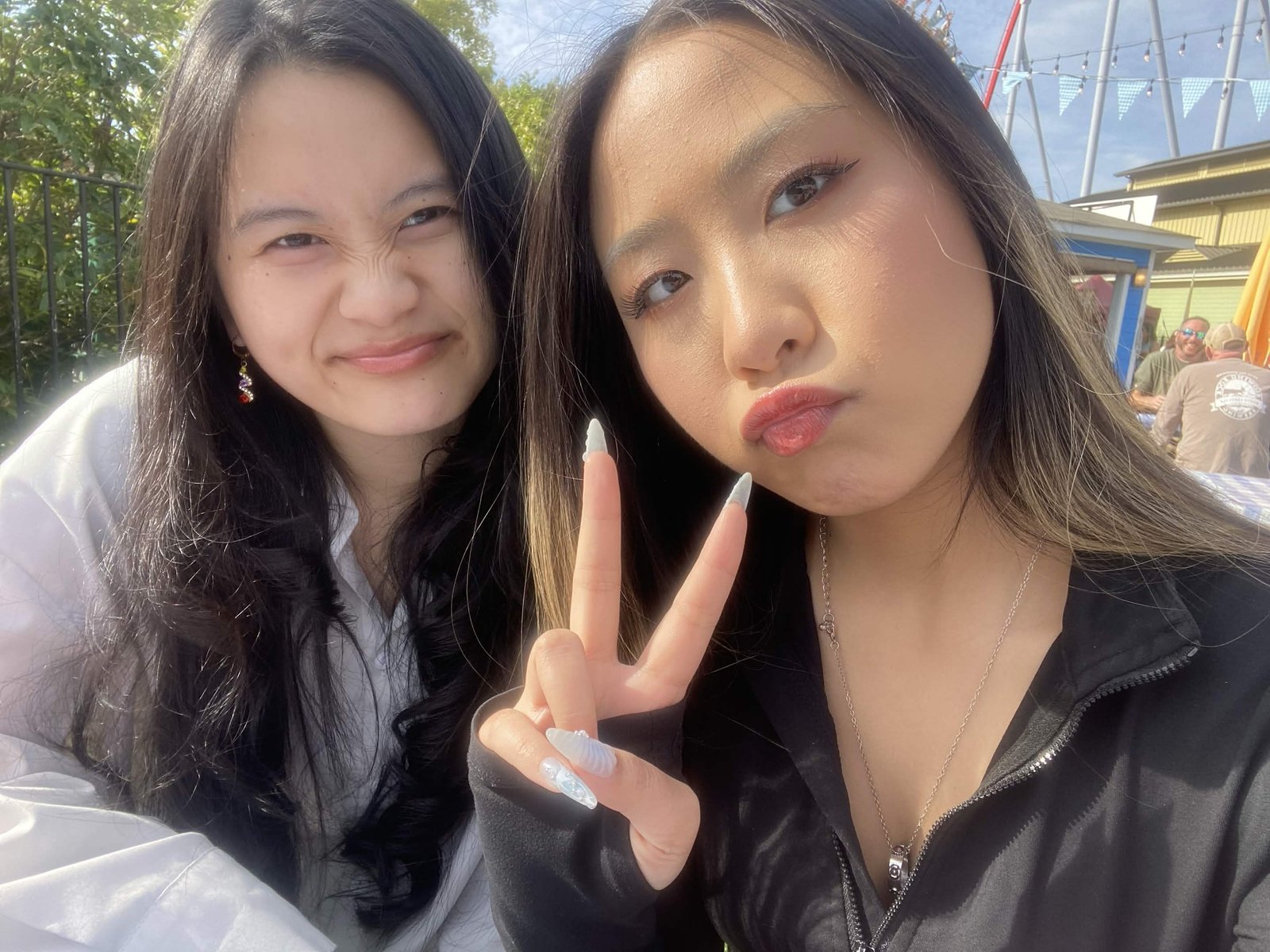 Aliana & Grace